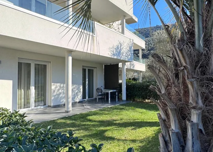 Garda Living Apartments Riva Del Garda
